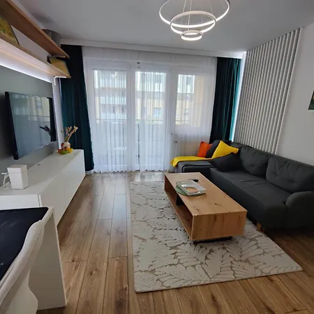 Apartmán Comfortable Apart, Old Town, Free Parking, Fast Wi-fi, Lift, Ac, Self Check-in 24h, Stare Miasto, Winda, Nowy Budynek, Garaz 0 Zl, Klimatyzacja