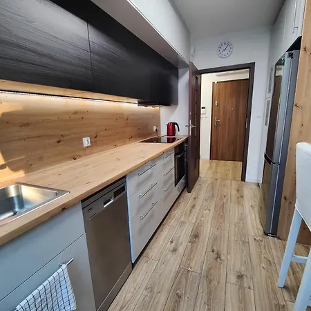 Comfortable Apart, Old Town, Free Parking, Fast Wi-fi, Lift, Ac, Self Check-in 24h, Stare Miasto, Winda, Nowy Budynek, Garaz 0 Zl, Klimatyzacja *